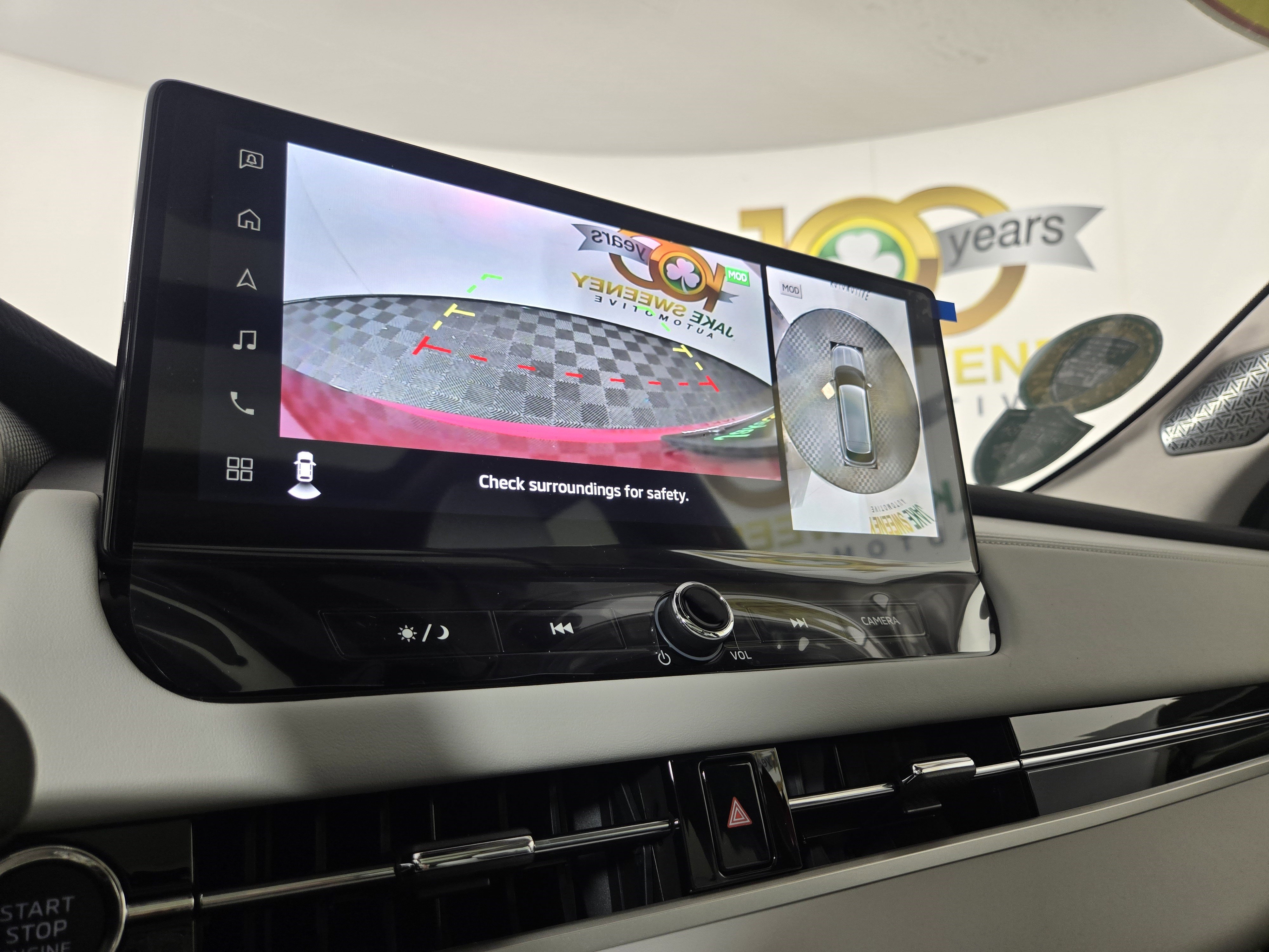 New 2025 Mitsubishi Outlander SE image 21