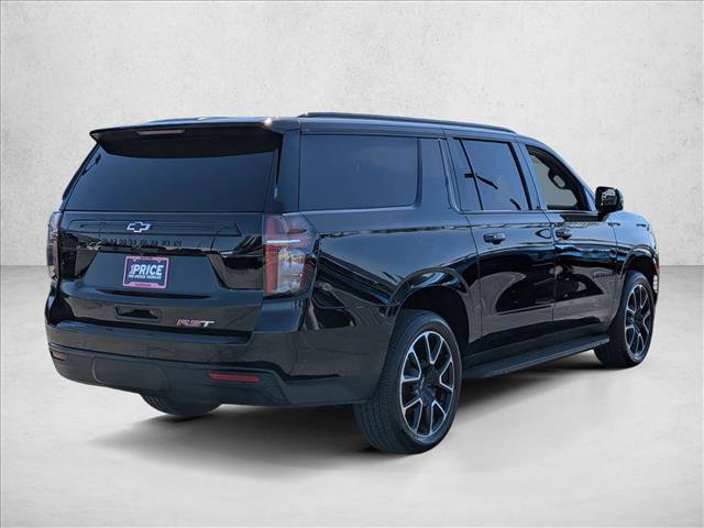 Used 2024 Chevrolet Suburban RST w/ Luxury Package AWD/4WD image 5
