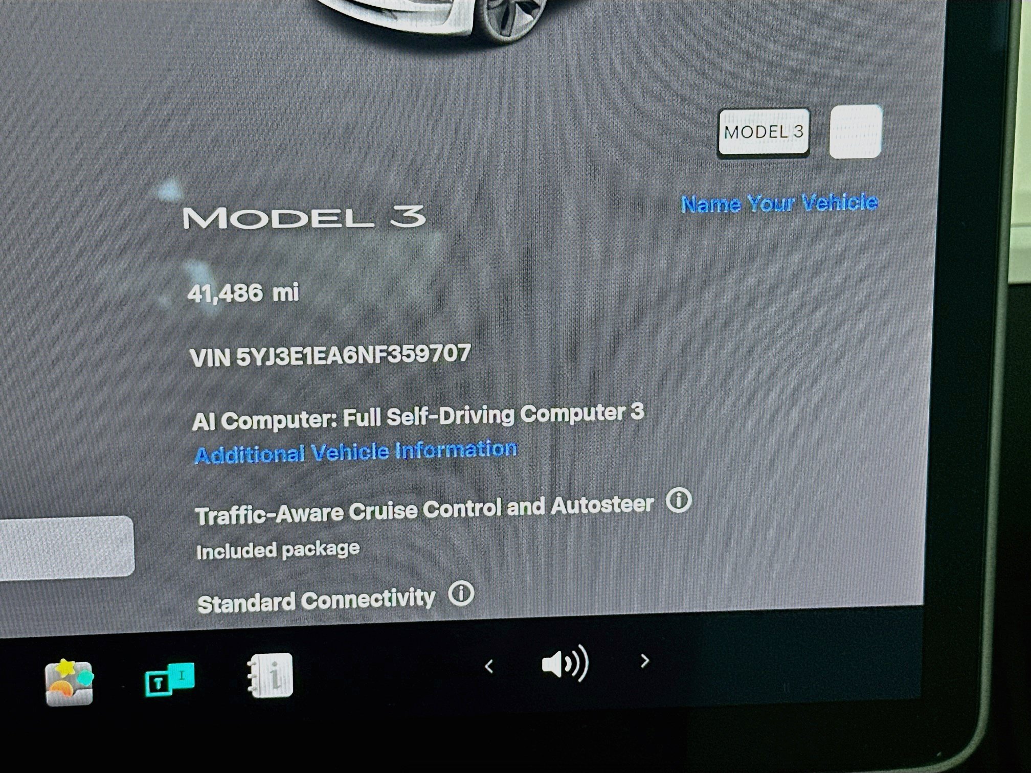 Used 2022 Tesla Model 3 Standard Range Plus RWD image 18