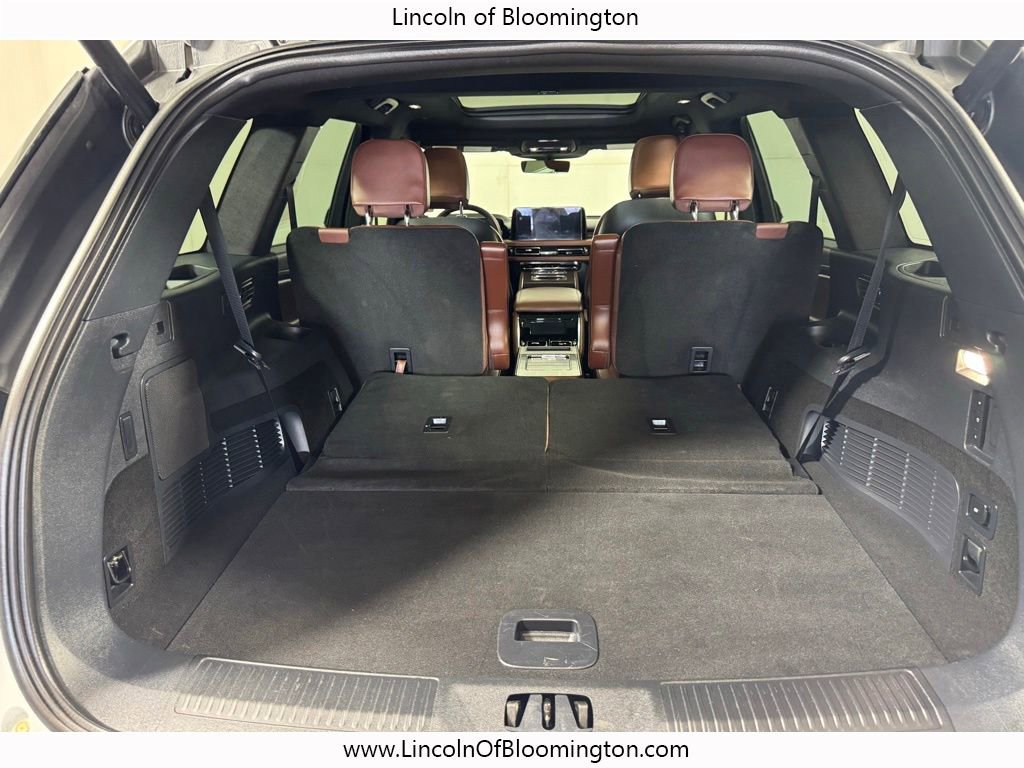Used 2025 Lincoln Aviator Reserve w/ Jet Appearance Package AWD/4WD image 29