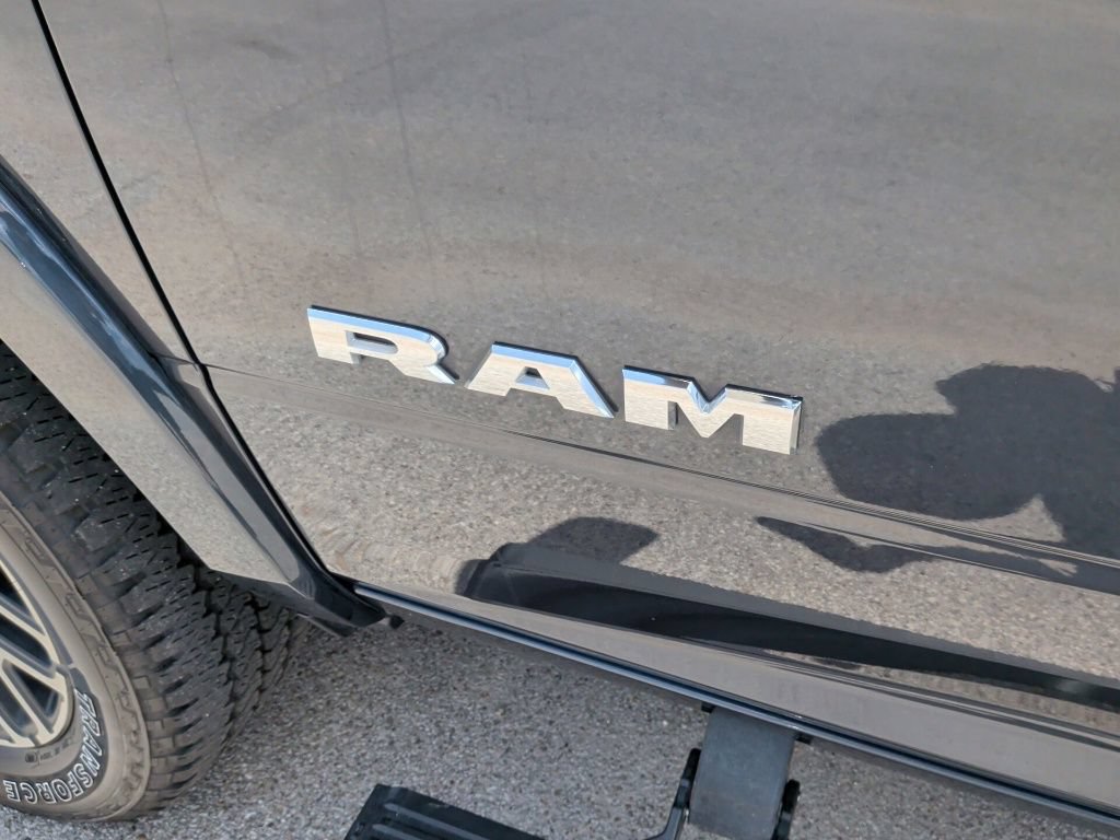 Used 2026 RAM 2500 Limited AWD/4WD image 56