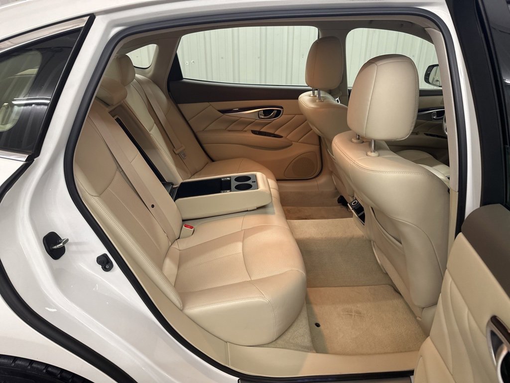 Used 2015 INFINITI Q70 L 3.7 image 35