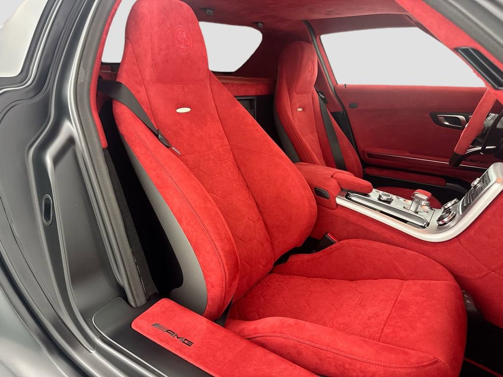 Used 2011 Mercedes-Benz SLS AMG Coupe image 29