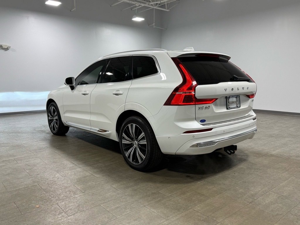 Used 2023 Volvo XC60 B5 Ultimate w/ Protection Package Premier image 6