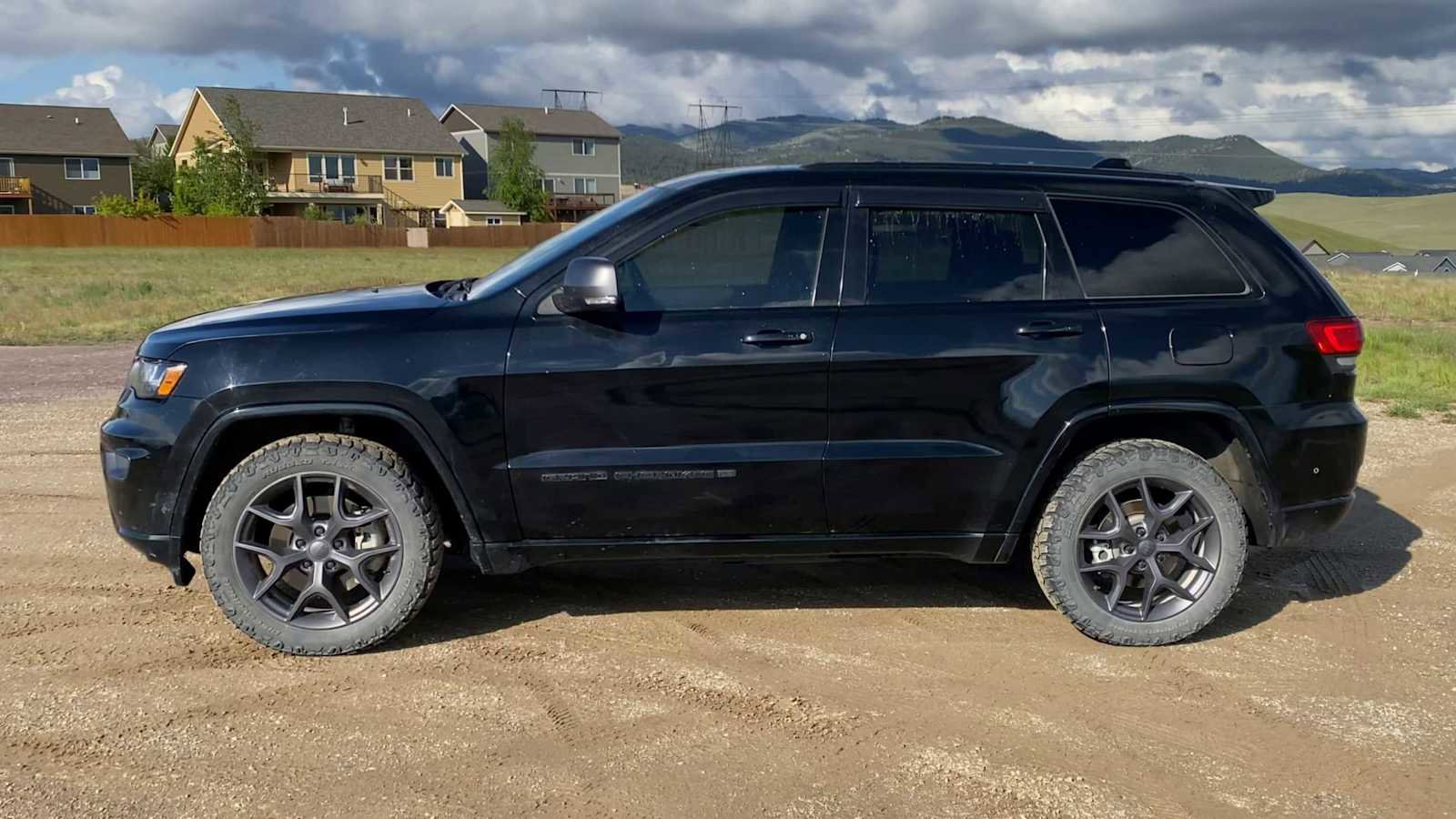 Certified 2021 Jeep Grand Cherokee Limited w/ Quick Order Package 28K 80th AWD/4WD image 9