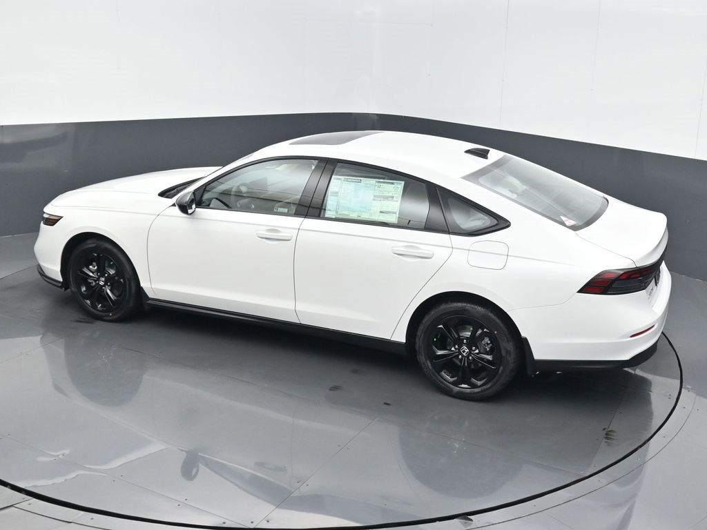 New 2025 Honda Accord SE image 14