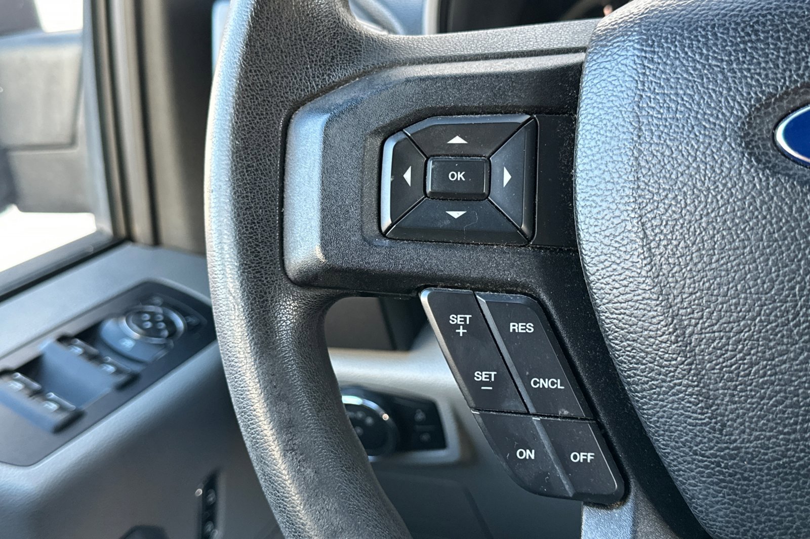 Used 2016 Ford F150 XLT image 33