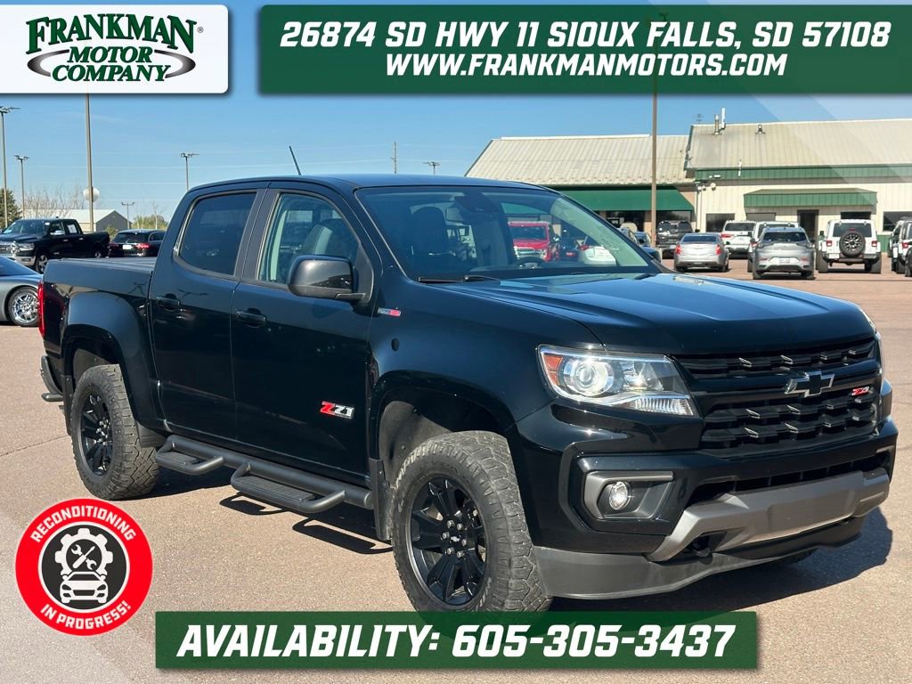 Used 2022 Chevrolet Colorado Z71 w/ Z71 Midnight Edition AWD/4WD image 1