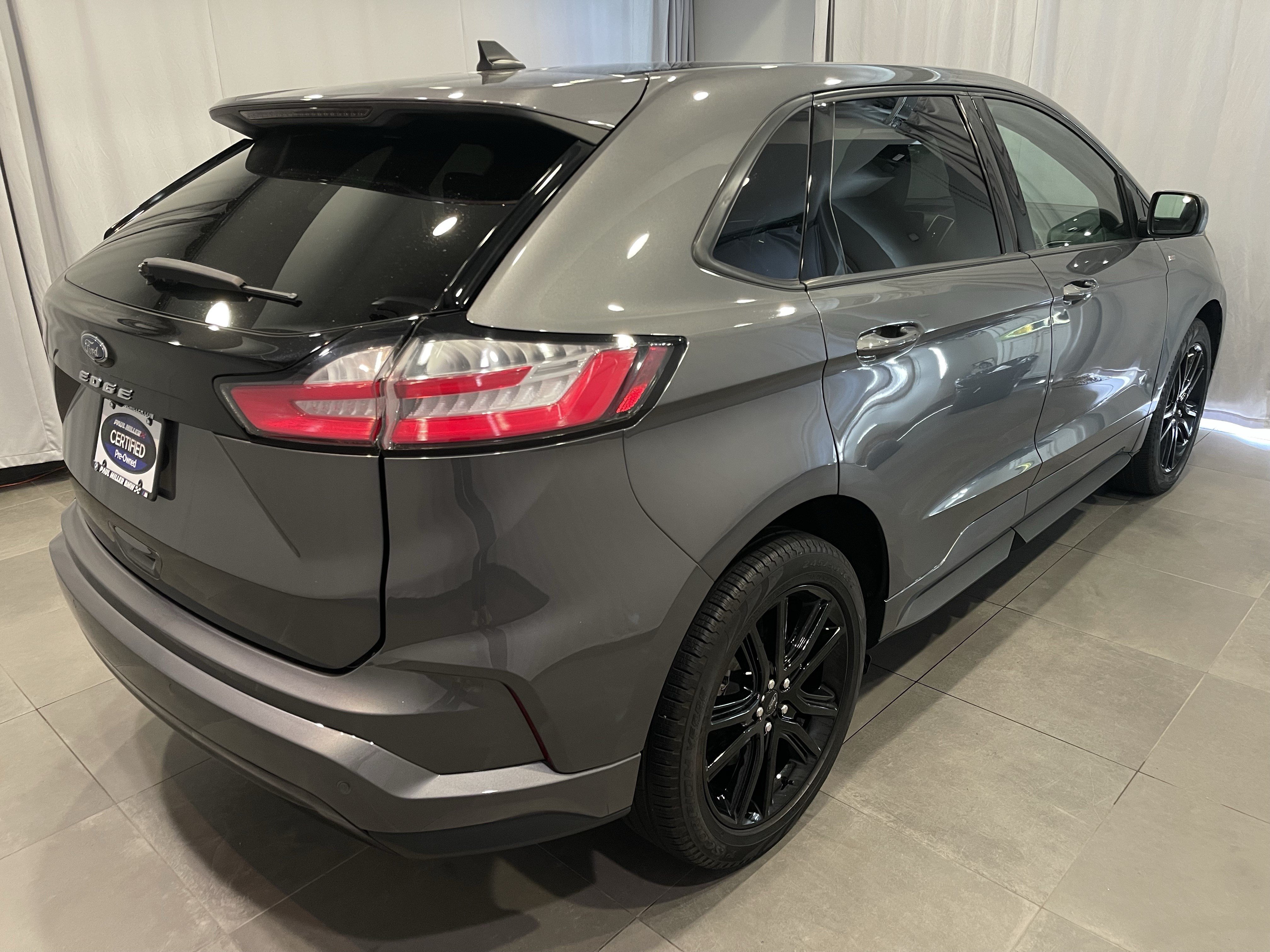 Used 2023 Ford Edge ST-Line AWD/4WD image 6