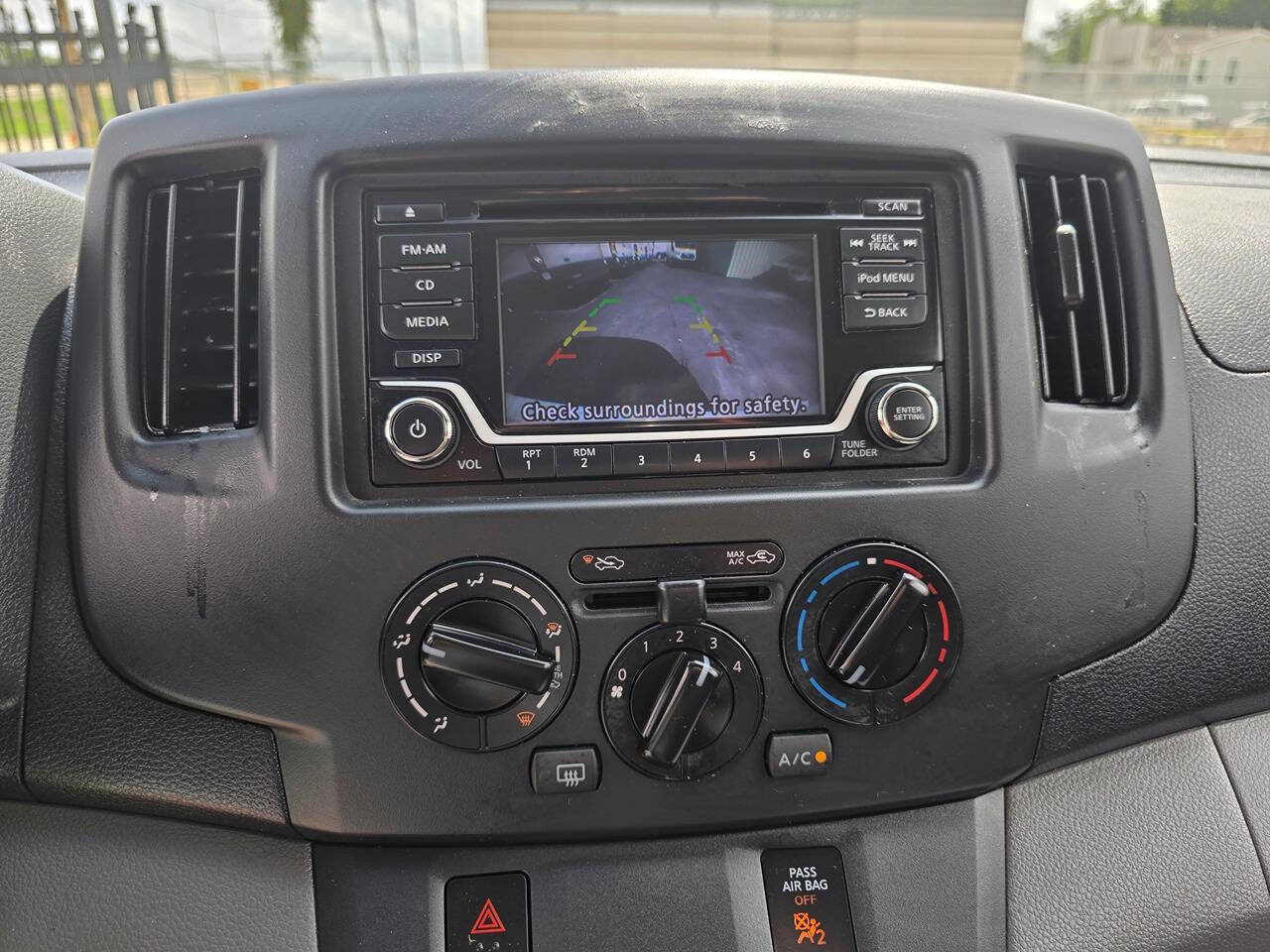 Used 2019 Nissan NV200 SV w/ Back Door Glass Package FWD image 9