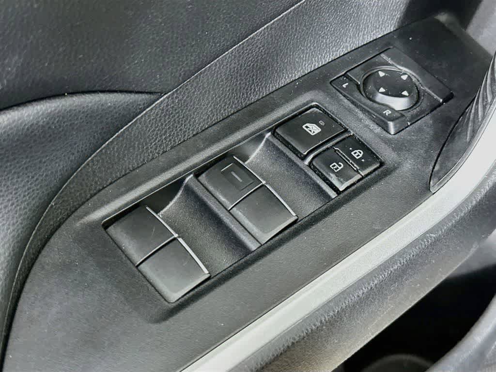 Used 2021 Toyota RAV4 XLE Premium AWD/4WD image 29