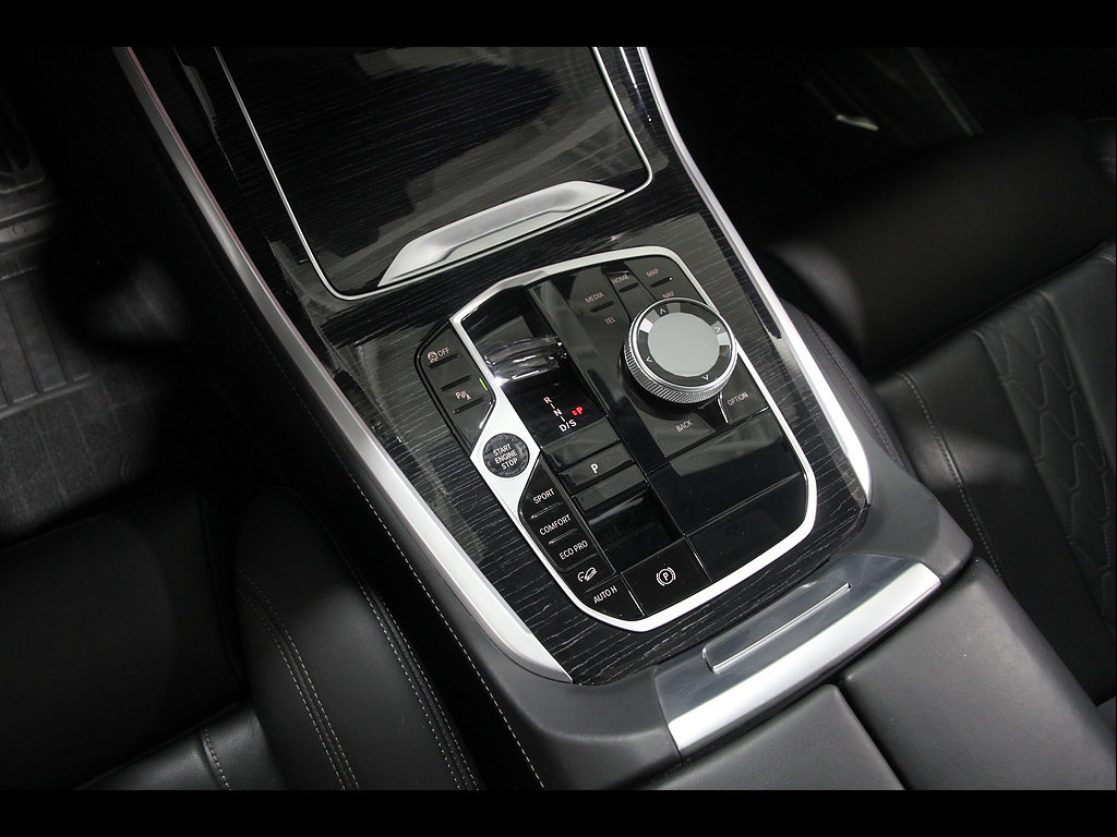 Used 2024 BMW X5 xDrive40i w/ Executive Package AWD/4WD image 14