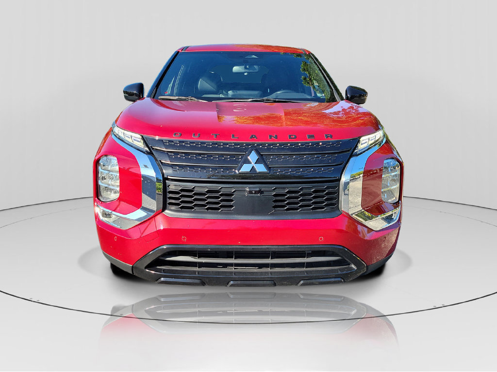Used 2023 Mitsubishi Outlander SE Black Edition FWD image 2