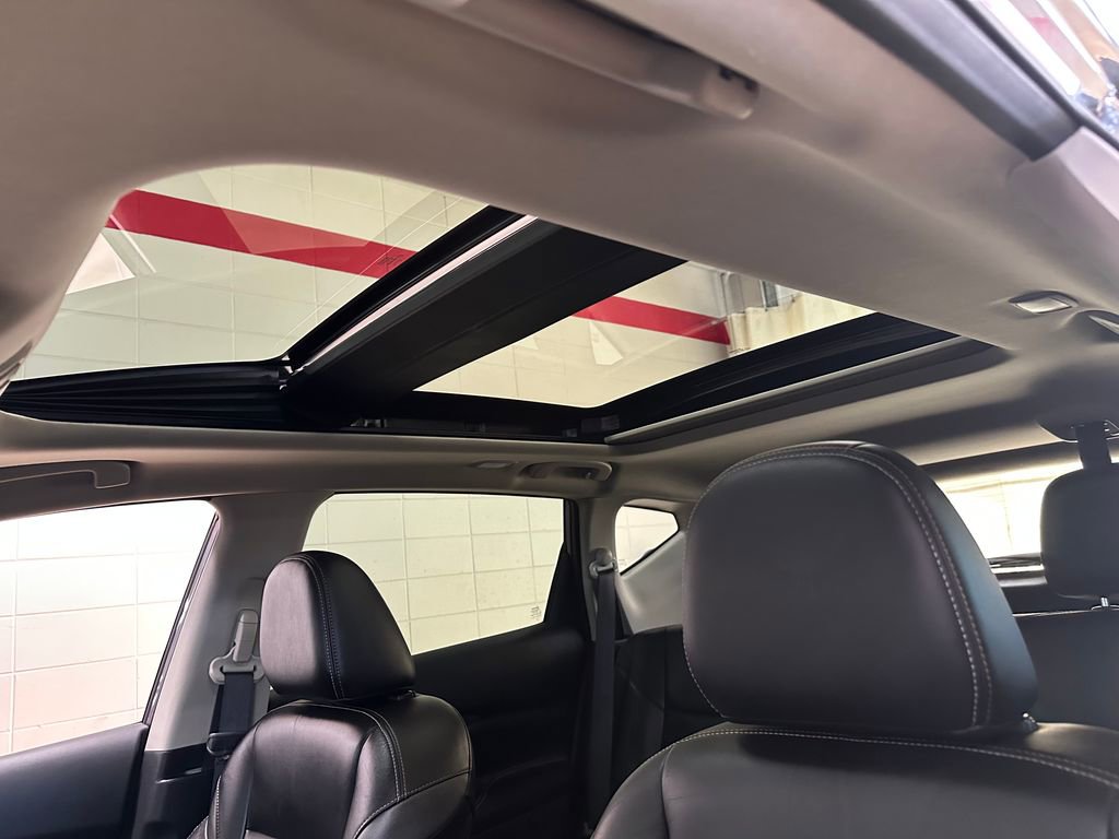 Used 2024 Nissan Murano Platinum image 10
