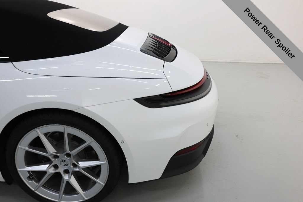Used 2025 Porsche 911 Carrera RWD image 49