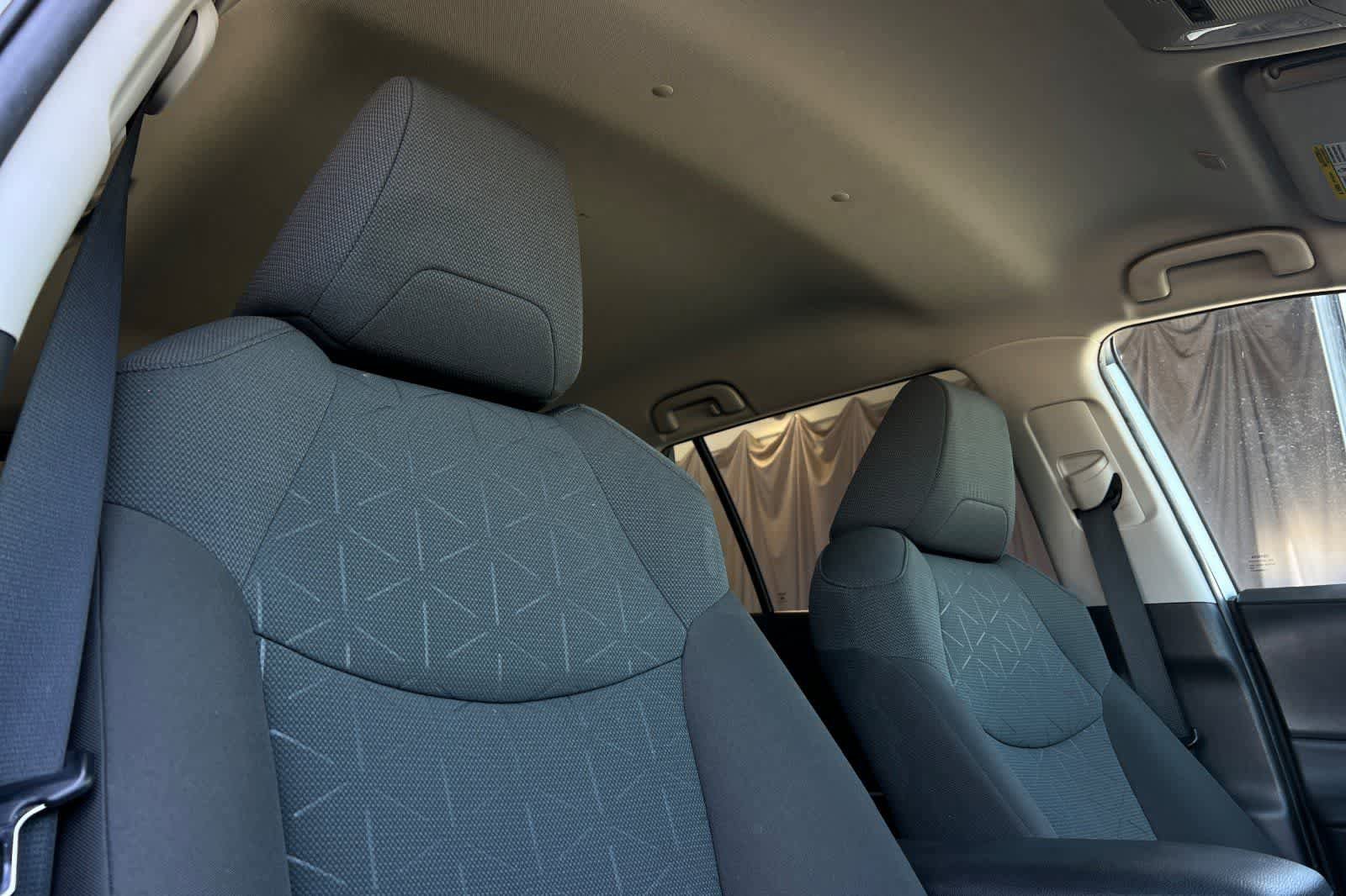 Used 2023 Toyota RAV4 XLE FWD image 18