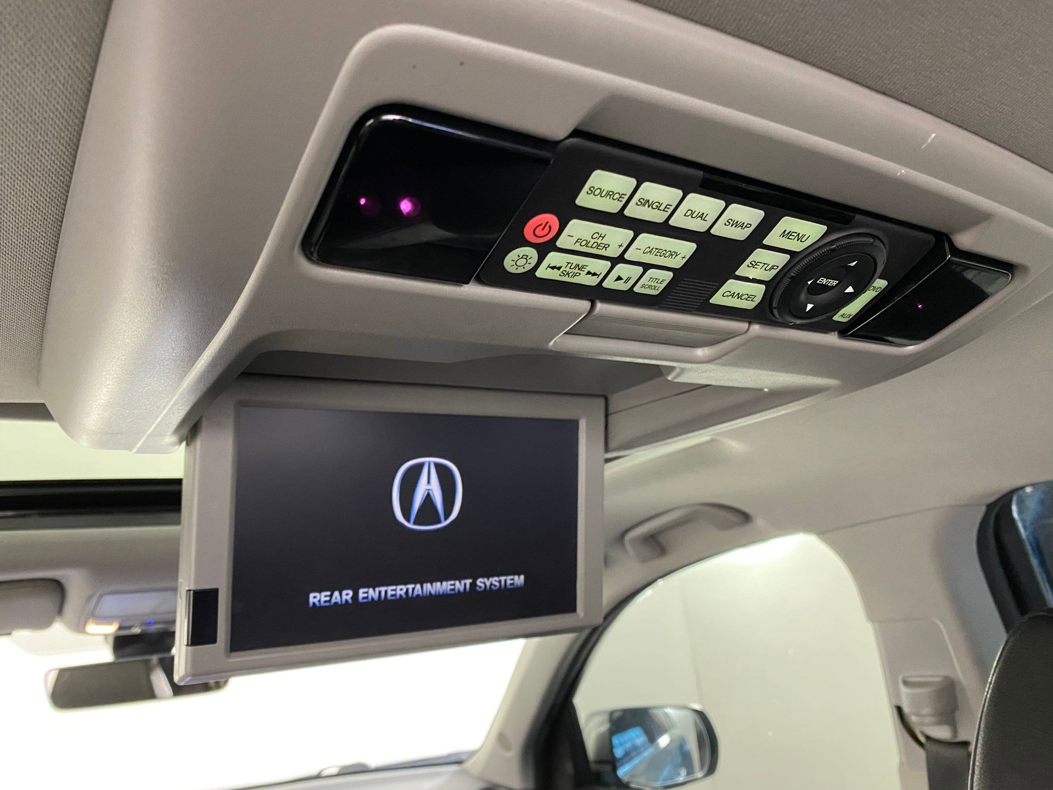 Used 2017 Acura MDX w/ Technology & Entertainment image 33