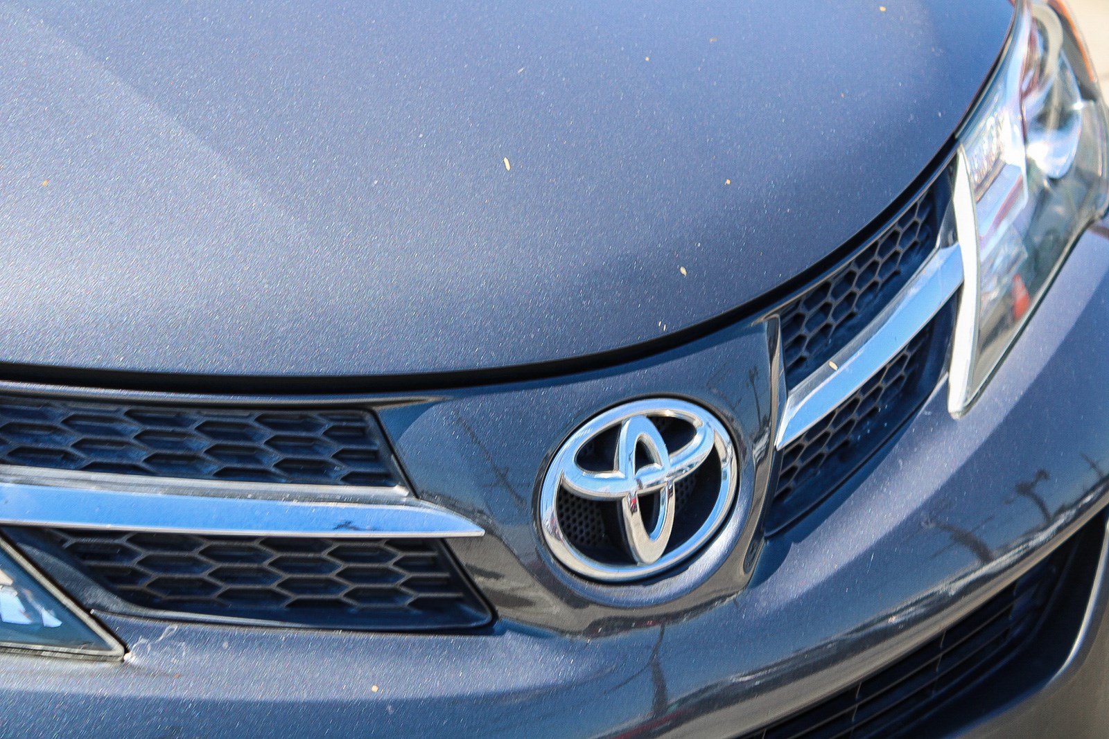 Used 2014 Toyota RAV4 XLE FWD image 6