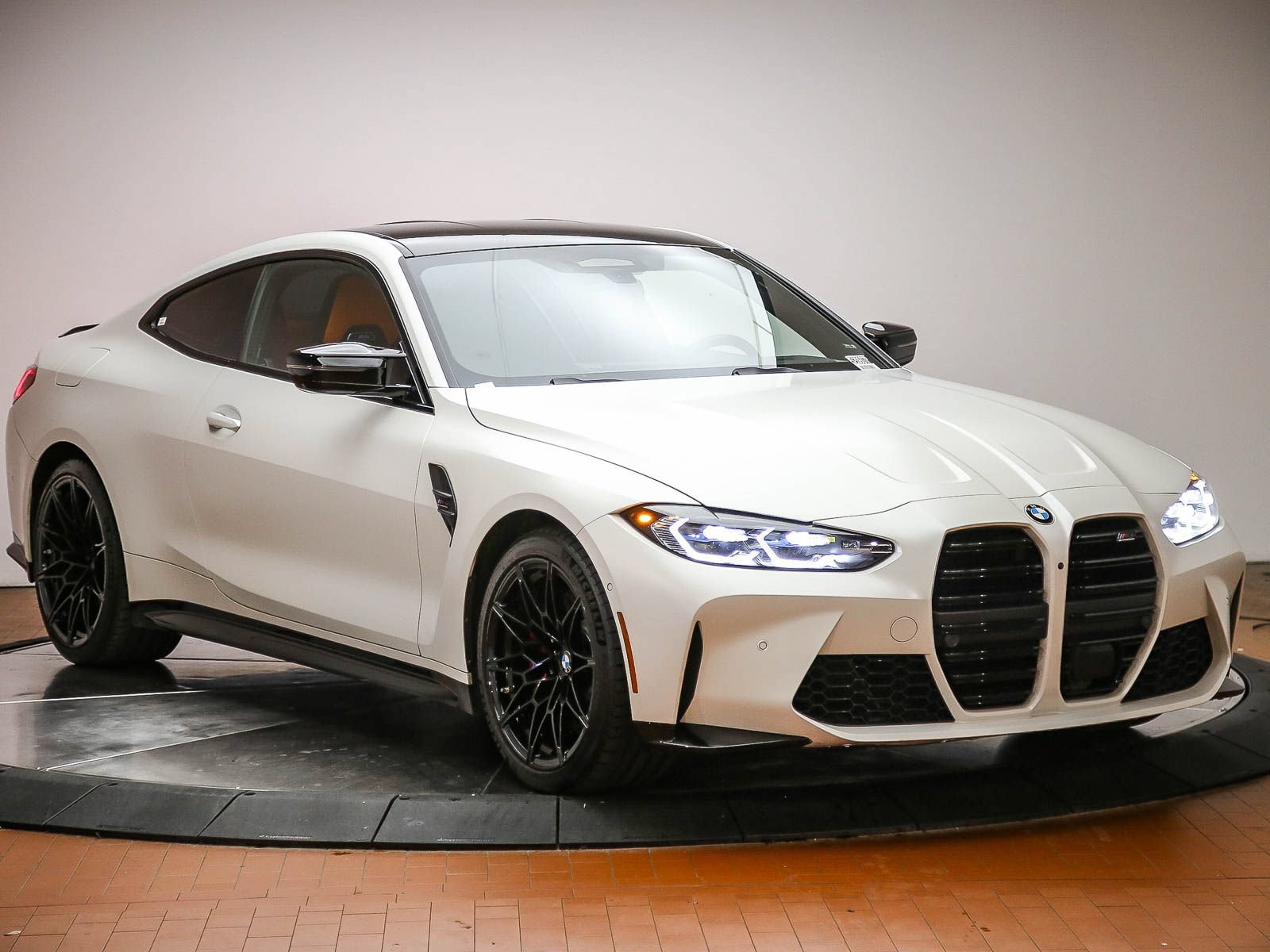 Used 2024 BMW M4 xDrive Competition w/ M Driver's Package AWD/4WD image 5