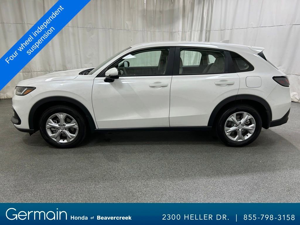 Certified 2025 Honda HR-V LX image 6