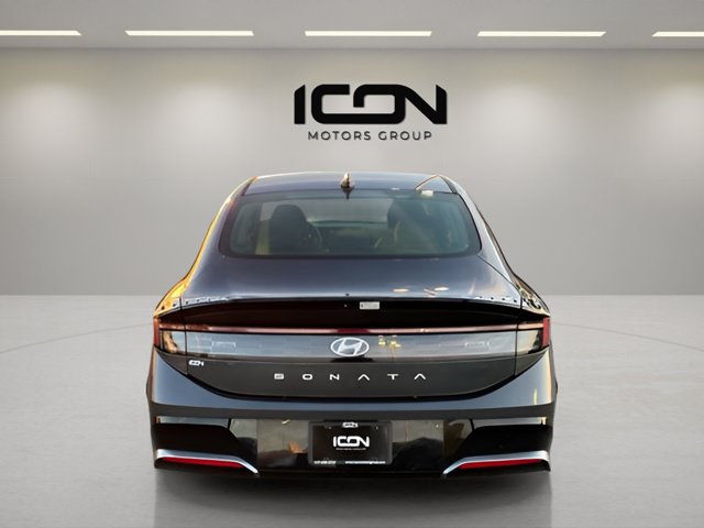 Used 2025 Hyundai Sonata SEL FWD image 3