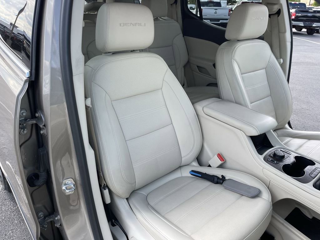 Used 2022 GMC Acadia Denali w/ Denali Ultimate Package image 26