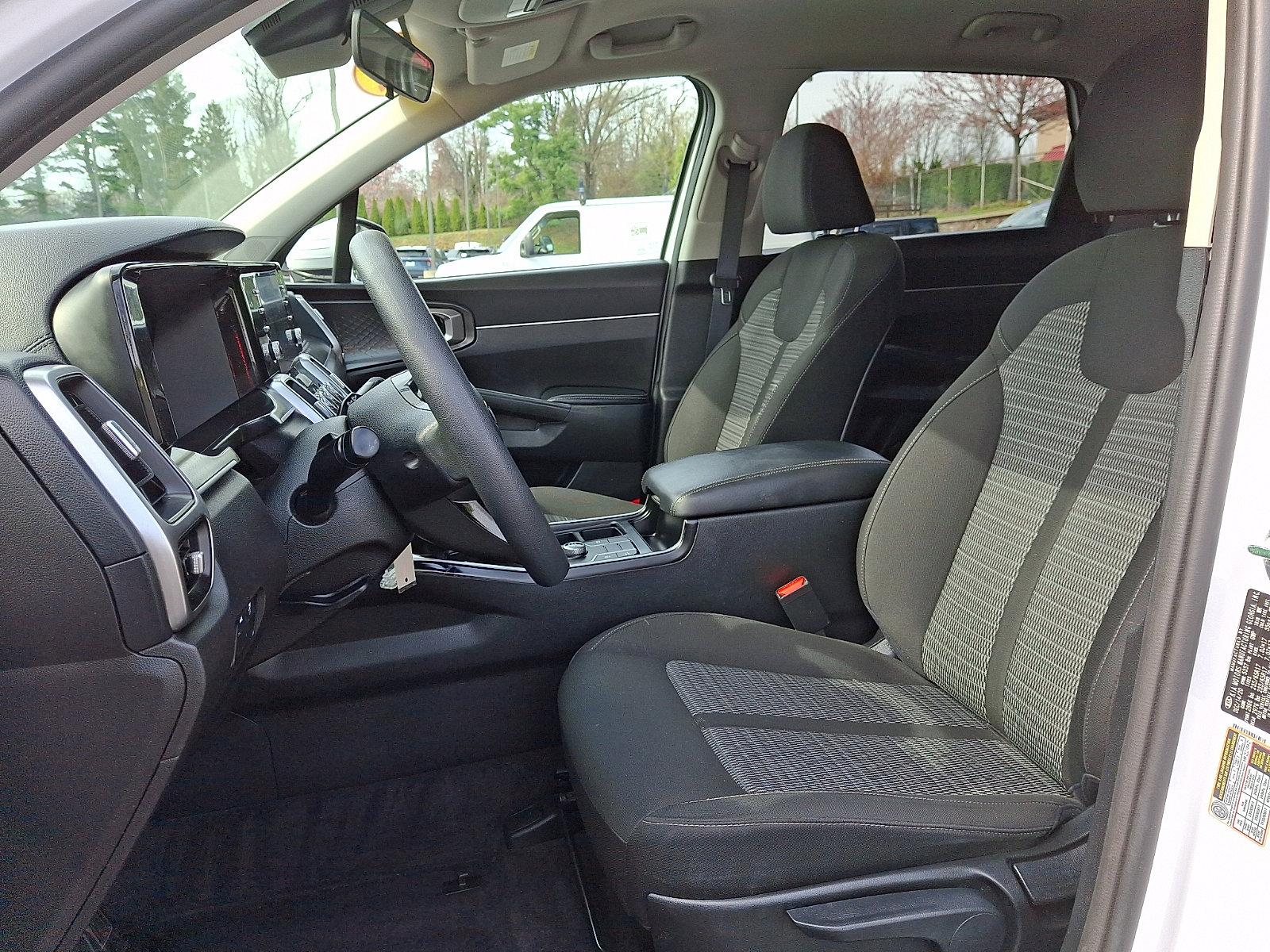 Used 2021 Kia Sorento LX image 15