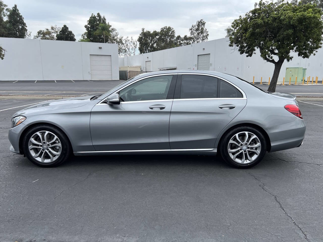 Used 2015 Mercedes-Benz C 300 Sedan image 7