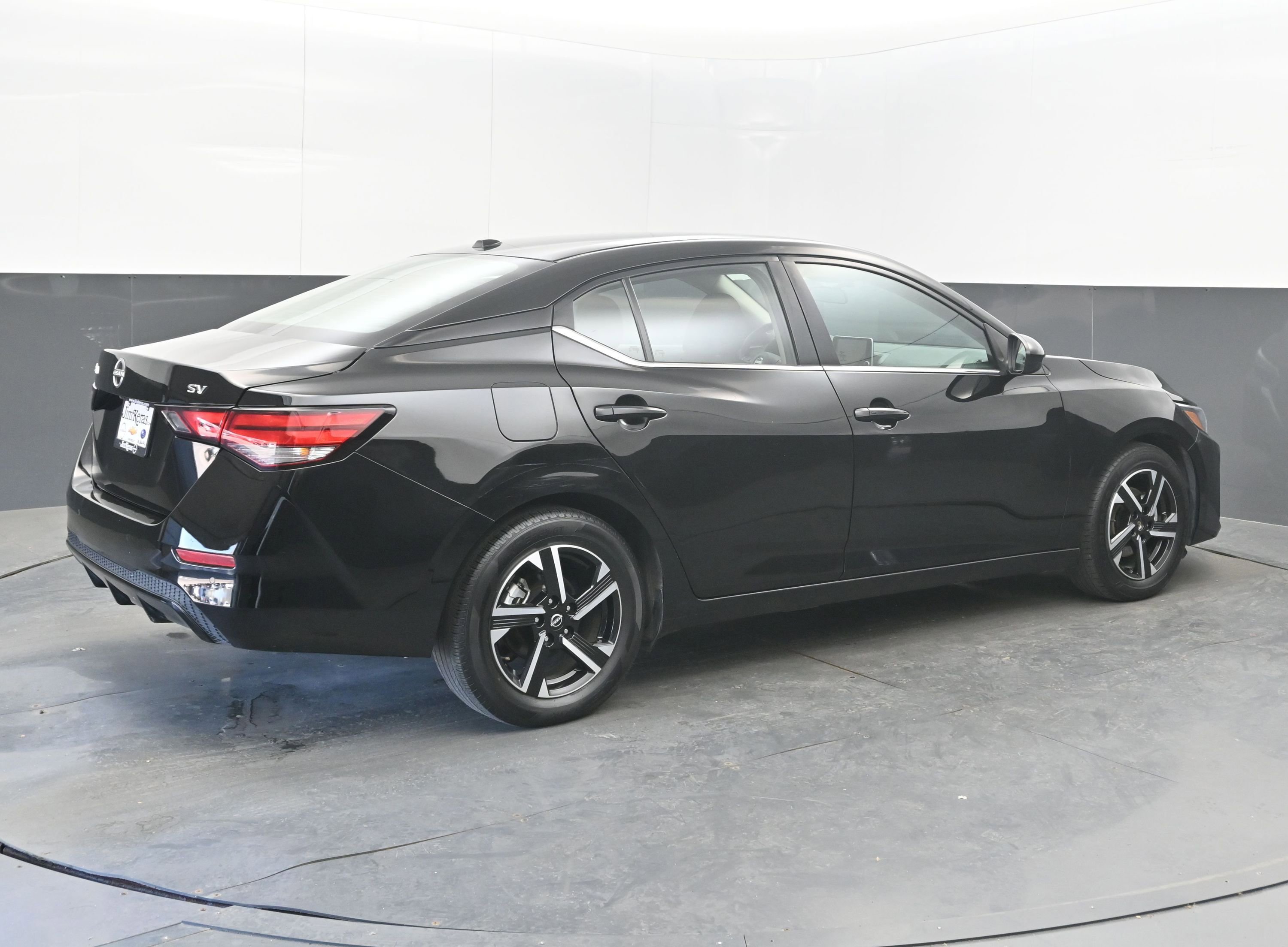 Used 2024 Nissan Sentra SV image 7