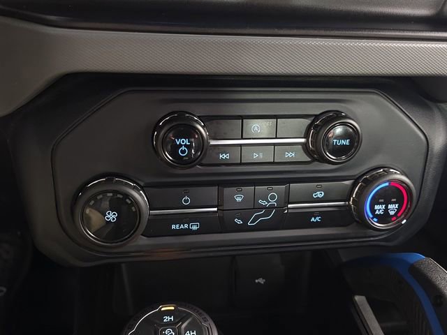 Used 2022 Ford Bronco Black Diamond image 15