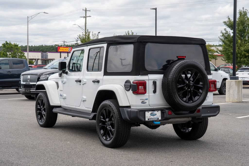 Used 2024 Jeep Wrangler Unlimited Sahara AWD/4WD image 5