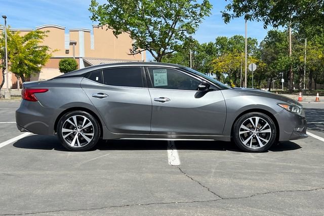 Used 2017 Nissan Maxima 3.5 SV image 3