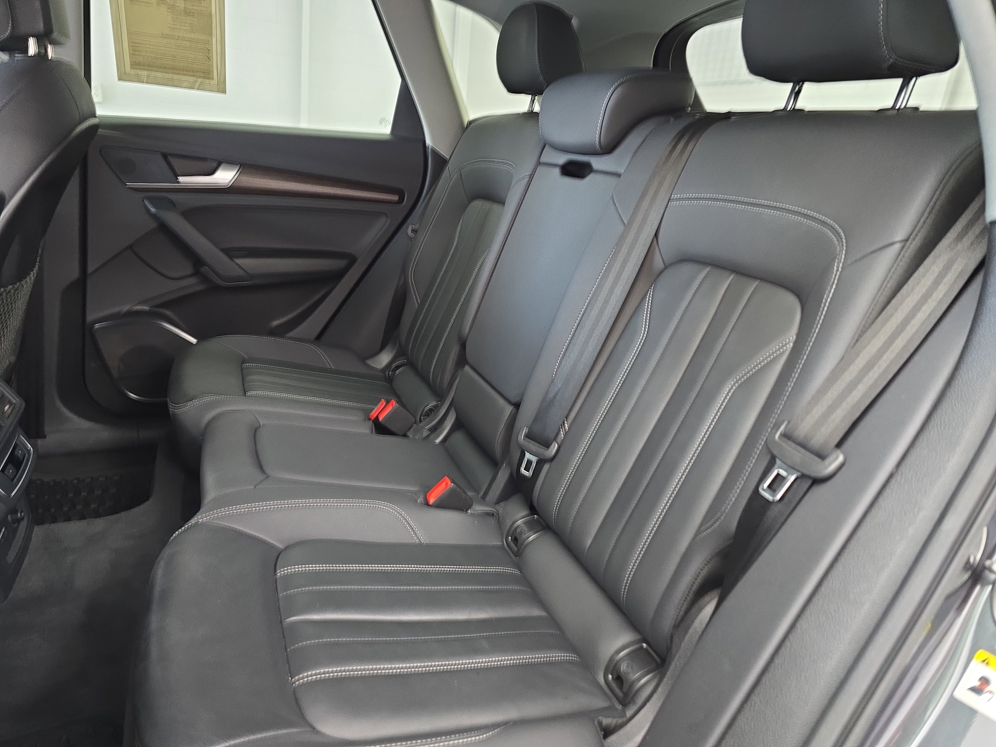 Used 2023 Audi Q5 2.0T Premium w/ Convenience Package image 14