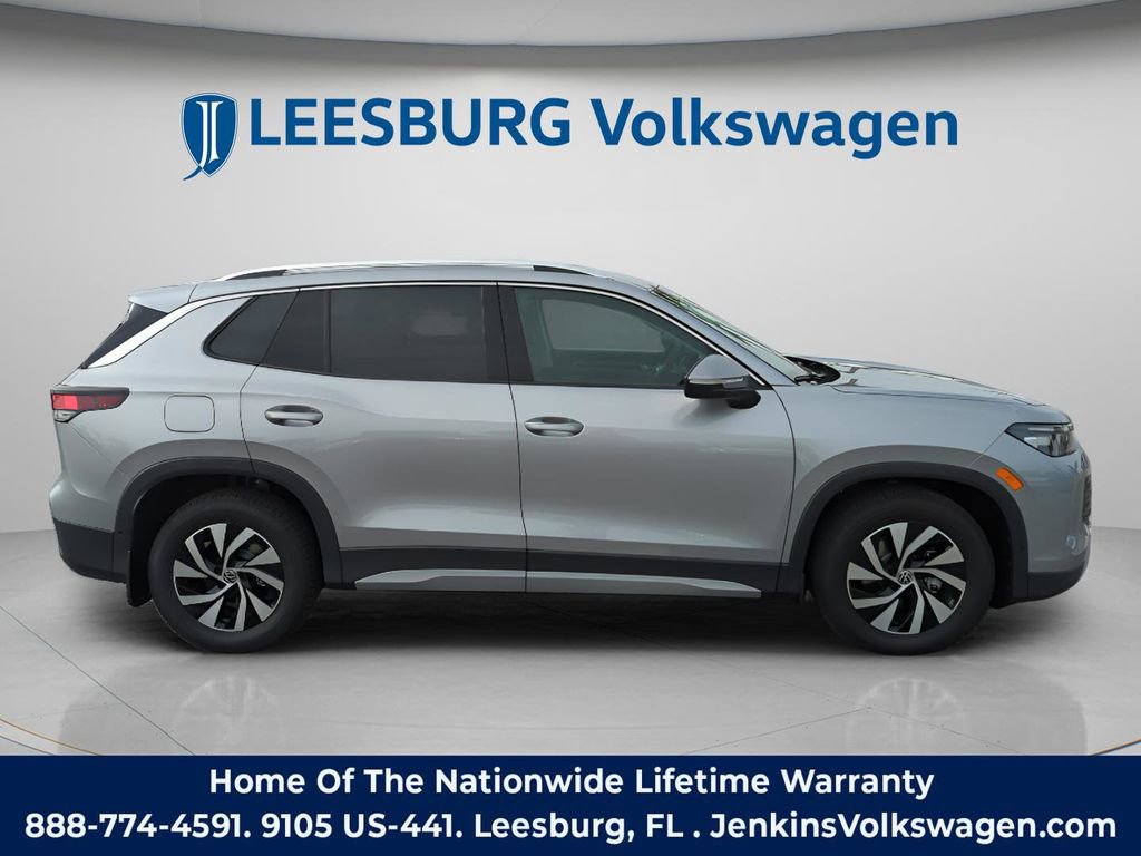 New 2026 Volkswagen Tiguan S FWD image 3