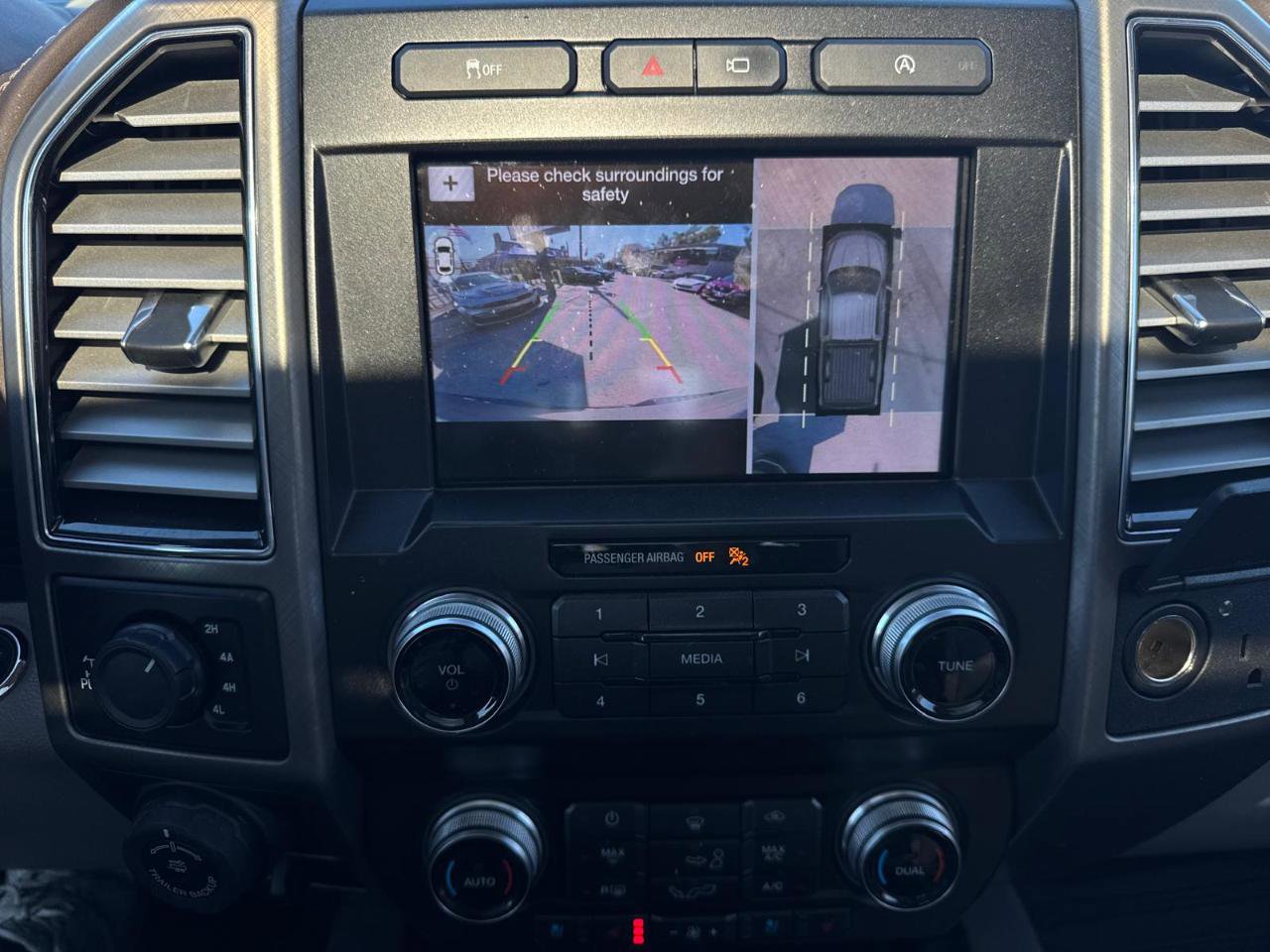 Used 2019 Ford F150 Limited w/ Trailer Tow Package image 17