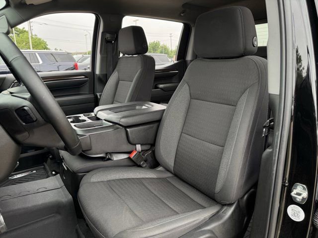 Used 2024 Chevrolet Silverado 1500 LT AWD/4WD image 26
