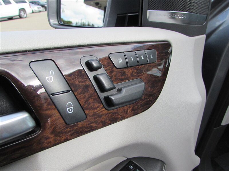 Used 2013 Mercedes-Benz ML 350 4MATIC image 7