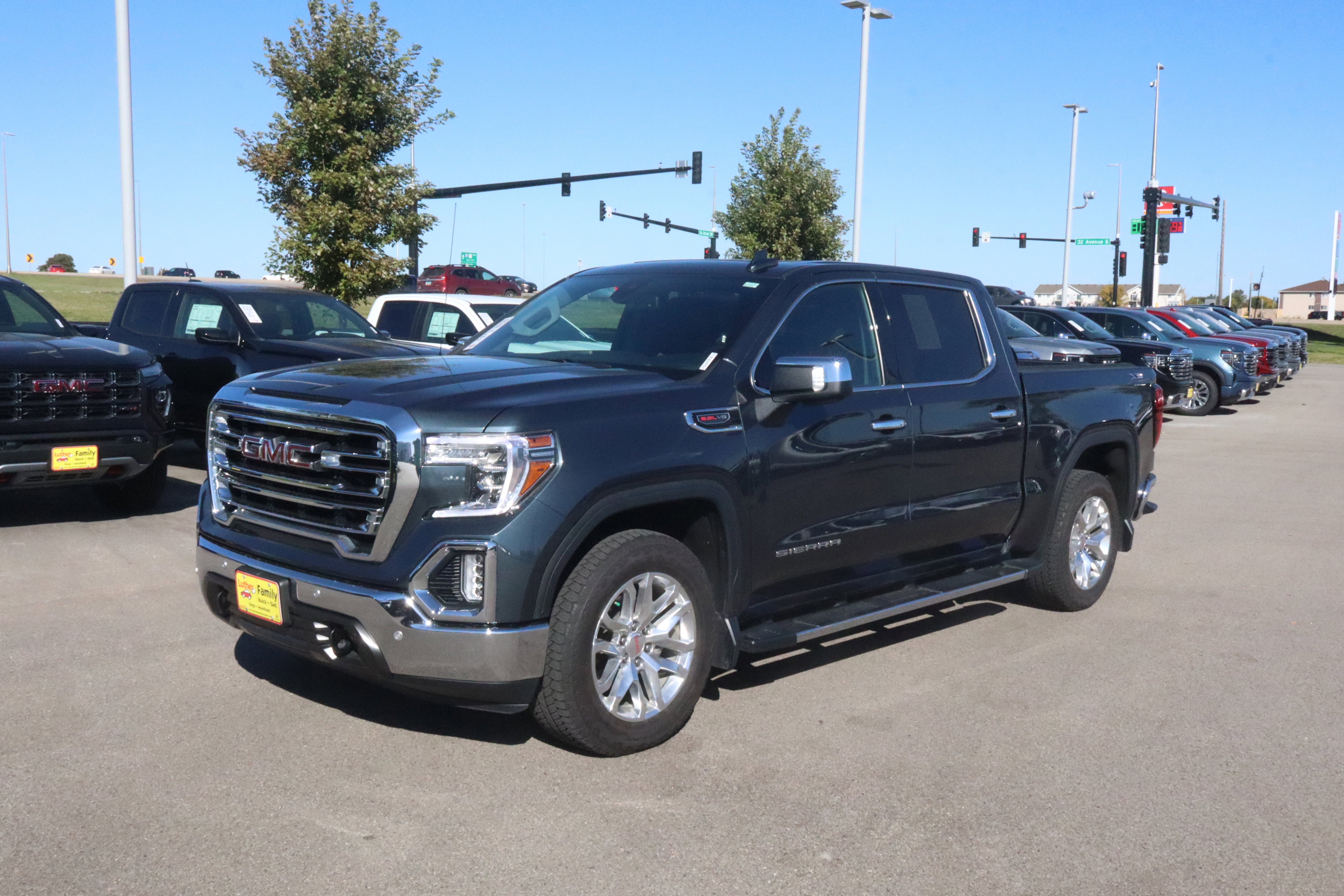 Used 2021 GMC Sierra 1500 SLT w/ SLT Premium Plus Package image 3