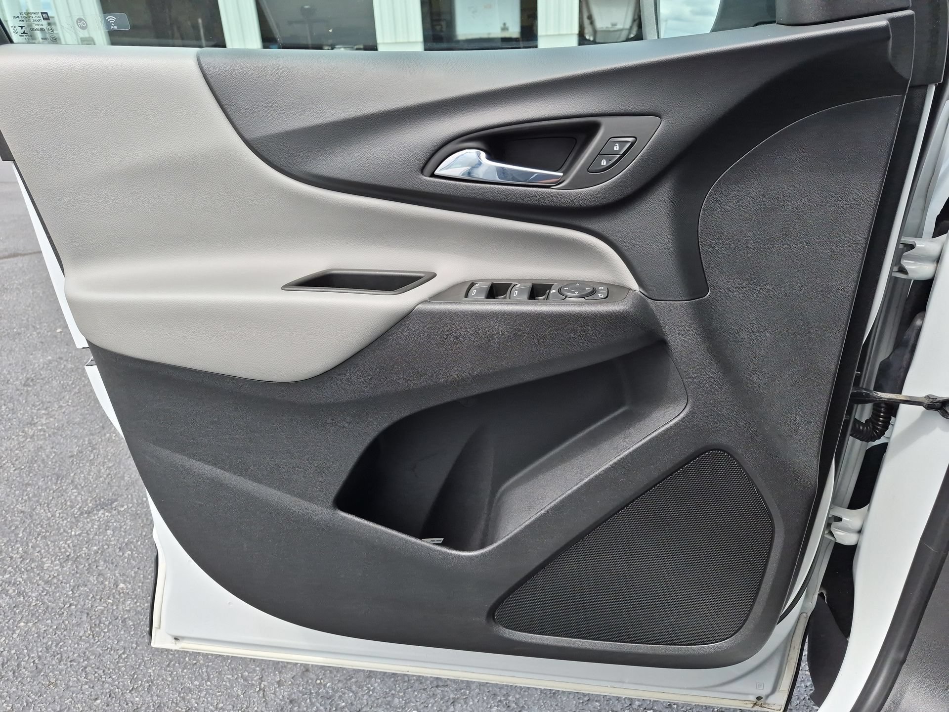 Certified 2022 Chevrolet Equinox LS AWD/4WD image 22
