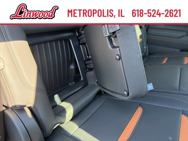 New 2026 GMC Sierra 2500 AT4 w/ AT4 Premium Plus Package image 17