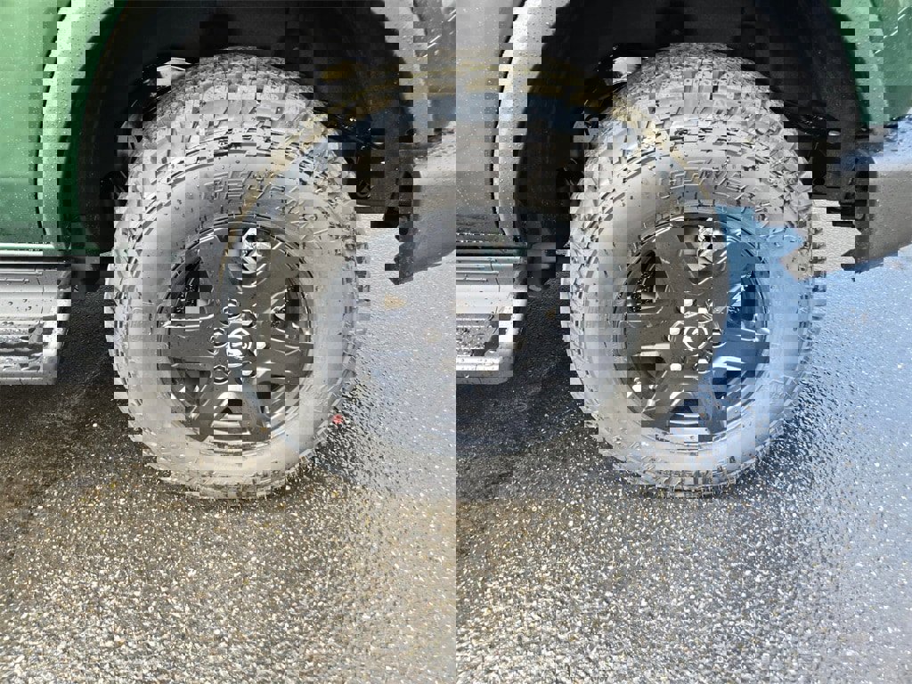 New 2025 Ford Bronco Outer Banks image 9