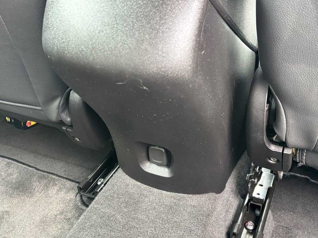 Used 2018 Chevrolet Malibu LS w/ LPO, Convenience Package 1 FWD image 34