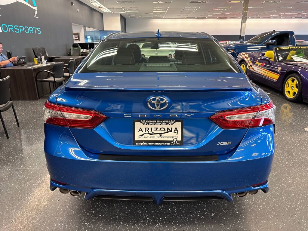 Used 2020 Toyota Camry XSE image 8