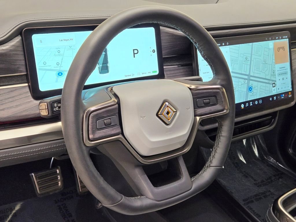 Used 2023 Rivian R1S Adventure image 34