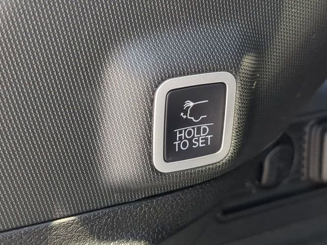 Used 2024 Jeep Grand Cherokee Limited 4xe image 15