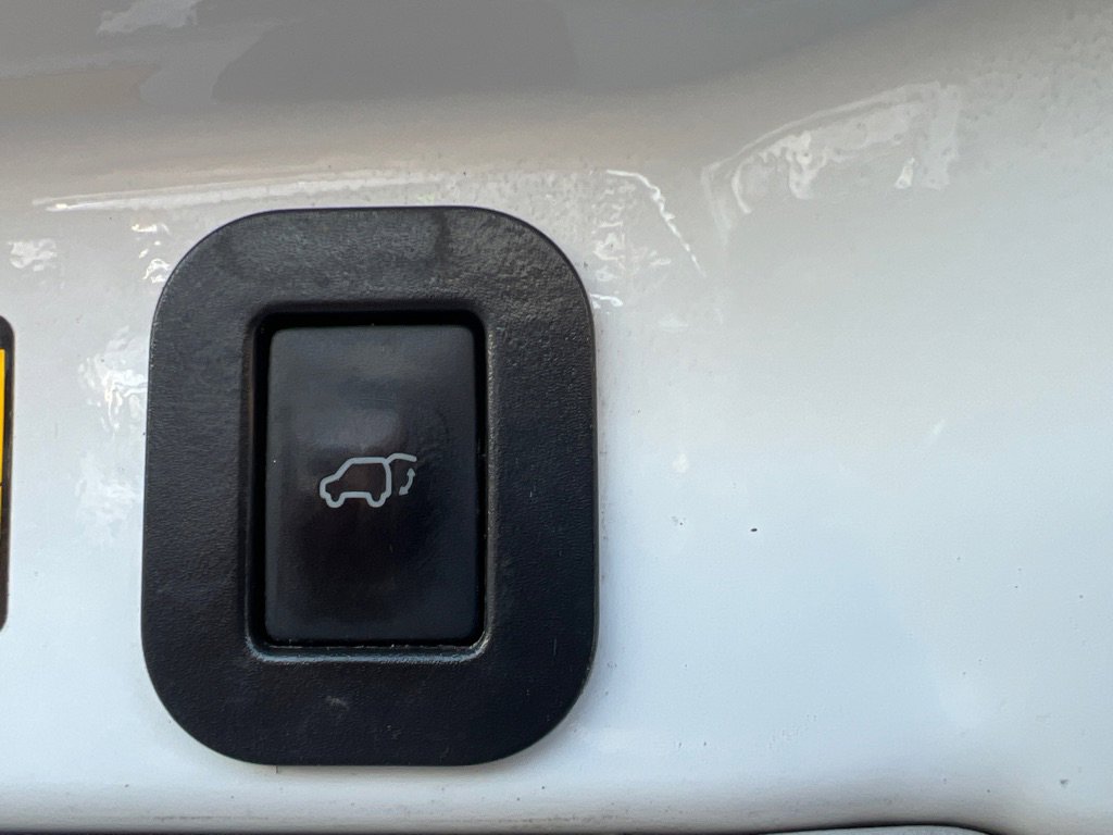 Used 2014 Toyota Sienna Limited w/ Limited Premium Package image 7