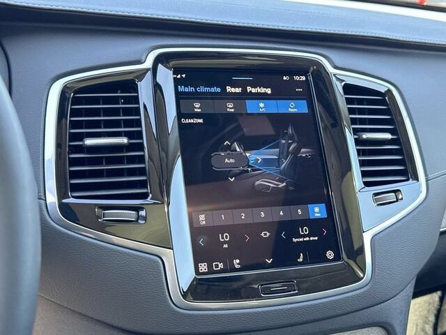 New 2024 Volvo XC90 B6 Ultimate w/ Protection Package Premier AWD/4WD image 11
