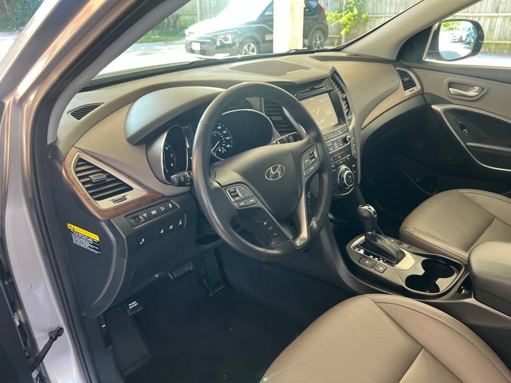 Used 2018 Hyundai Santa Fe AWD image 6