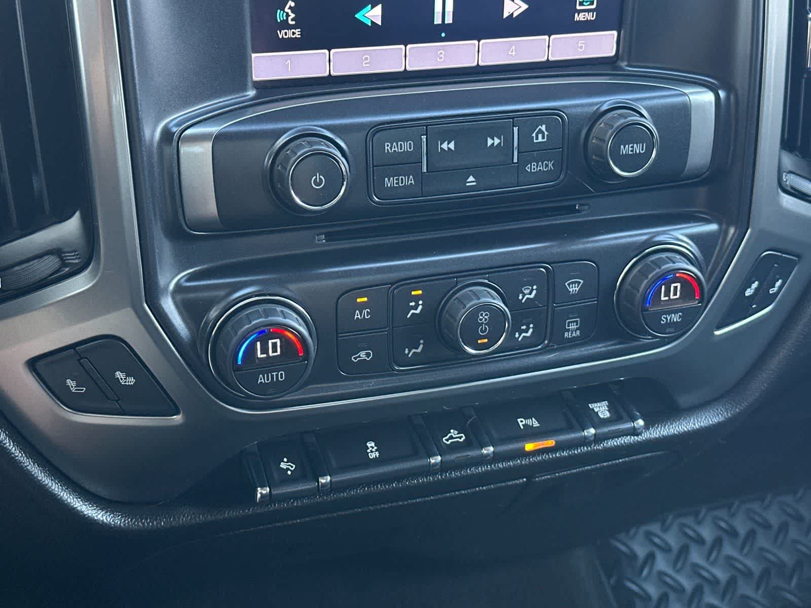 Used 2015 Chevrolet Silverado 2500 LT w/ LT Convenience Package AWD/4WD image 20