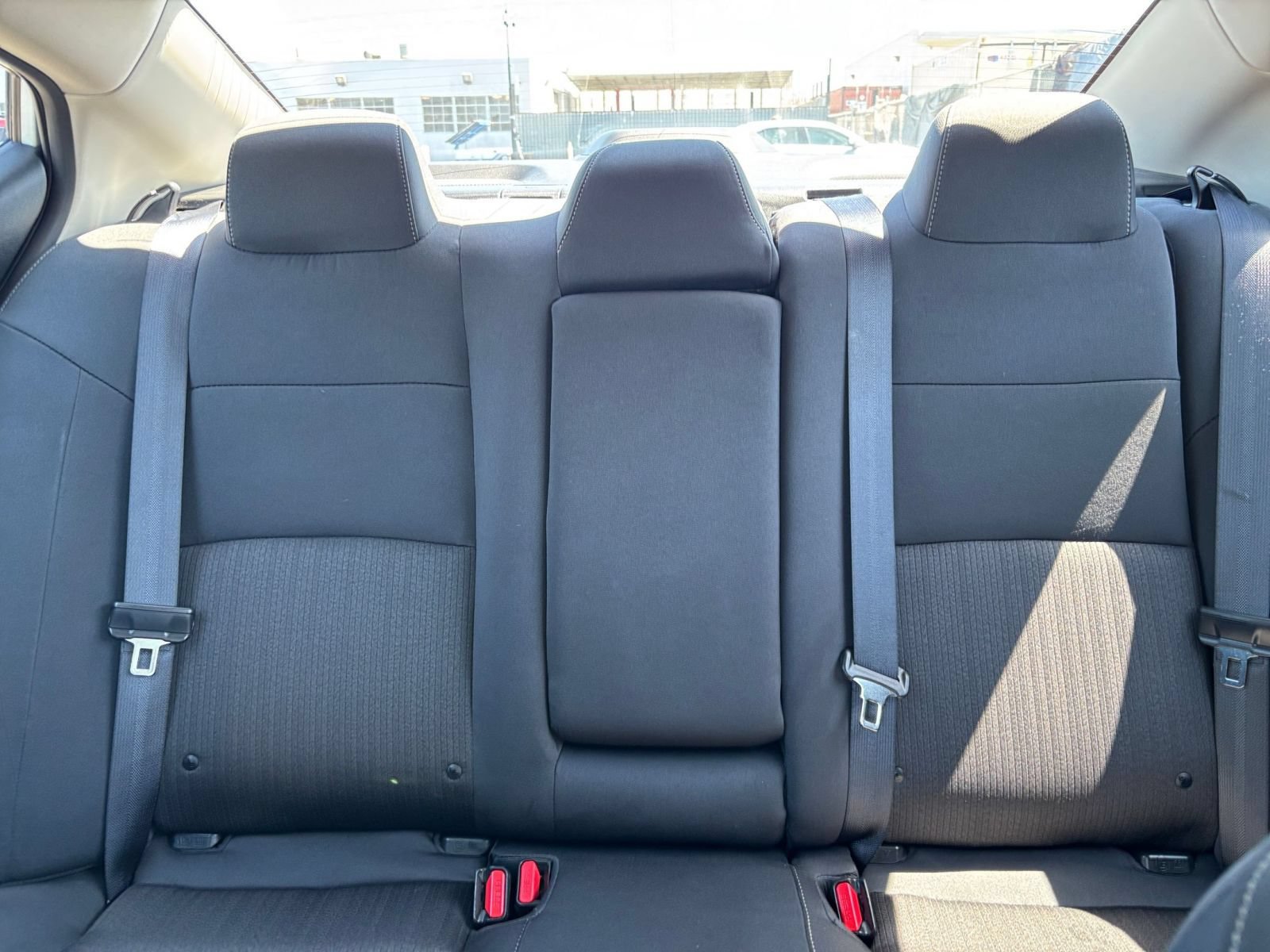 Used 2025 Nissan Altima 2.5 SV FWD image 39